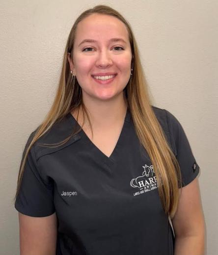 Jaspen, Clinic Manager Leslie Clinic